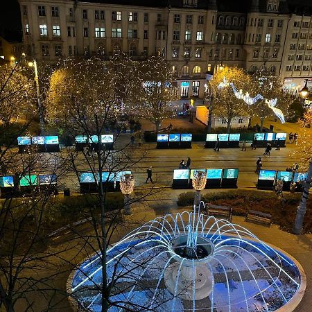 Central Palace Apartman Дебрецен Экстерьер фото