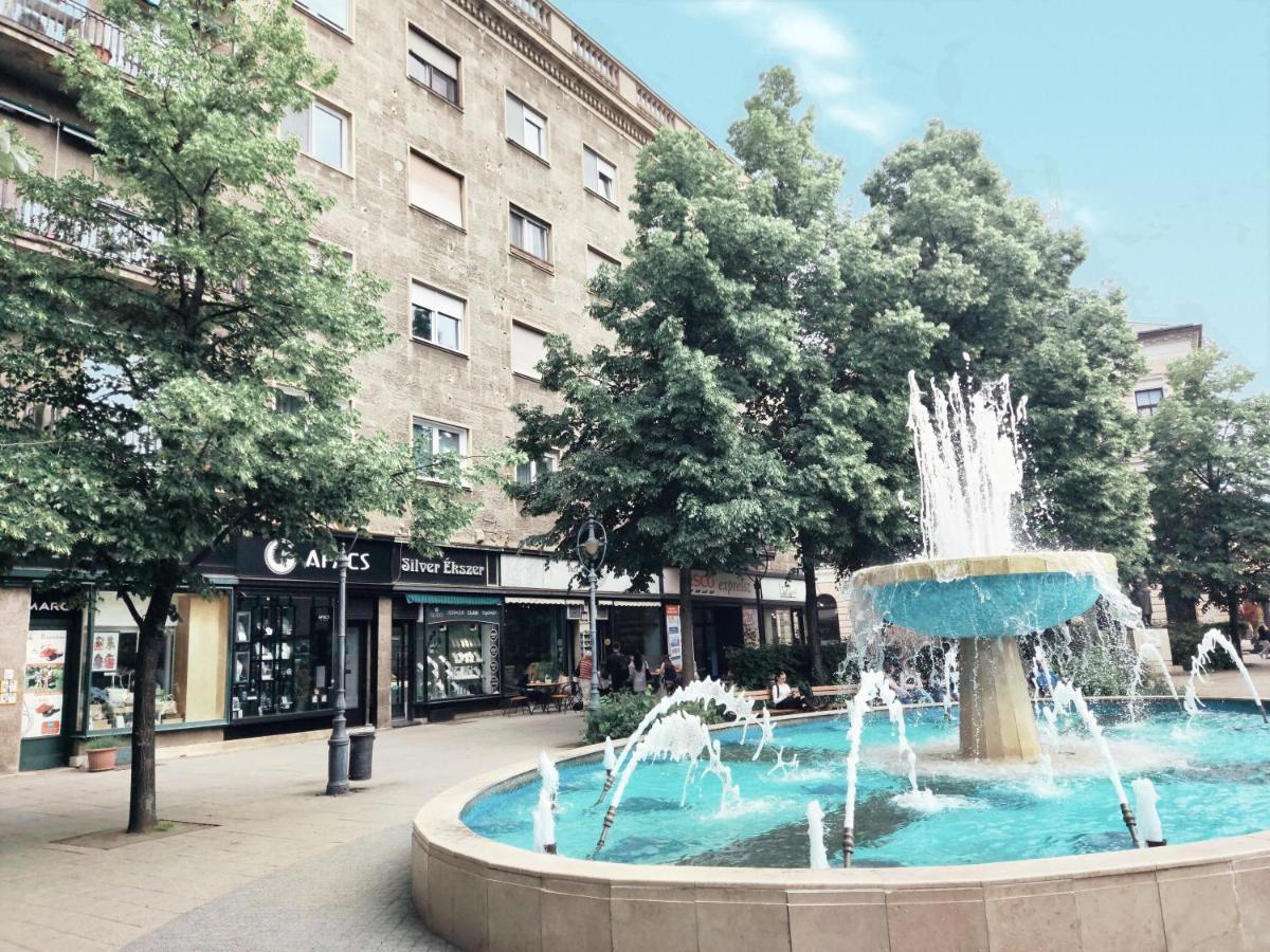 Central Palace Apartman Дебрецен Экстерьер фото