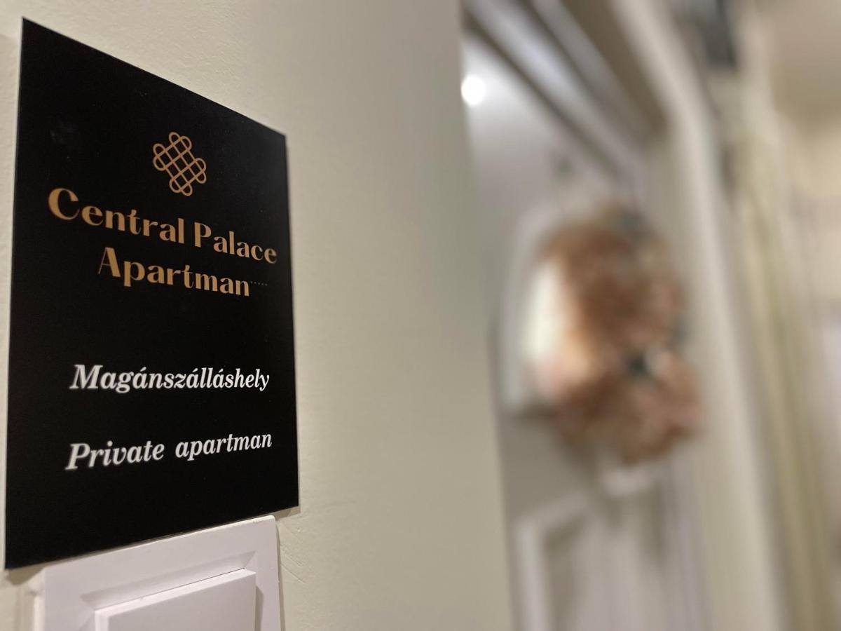 Central Palace Apartman Дебрецен Экстерьер фото
